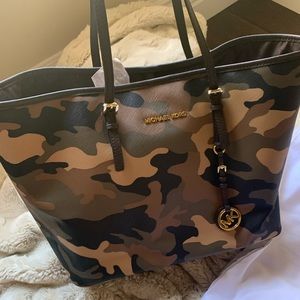 Micheal Kors Tote bag